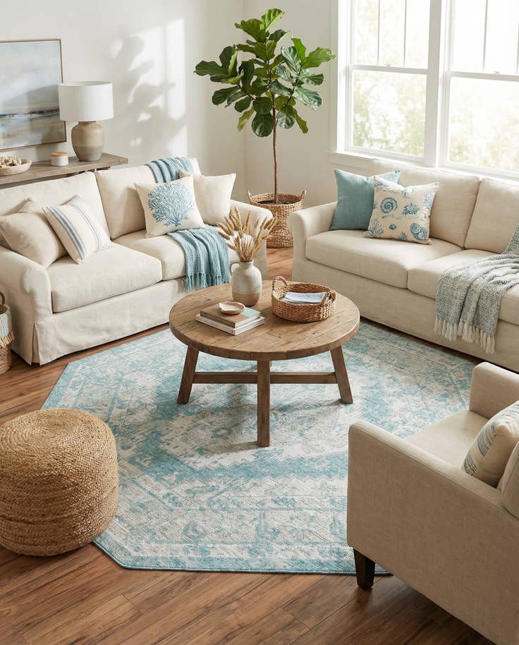 Detail image of 7' 10 x 7' 10 Easy-Clean Traditional Indoor / Outdoor Octagon Rug