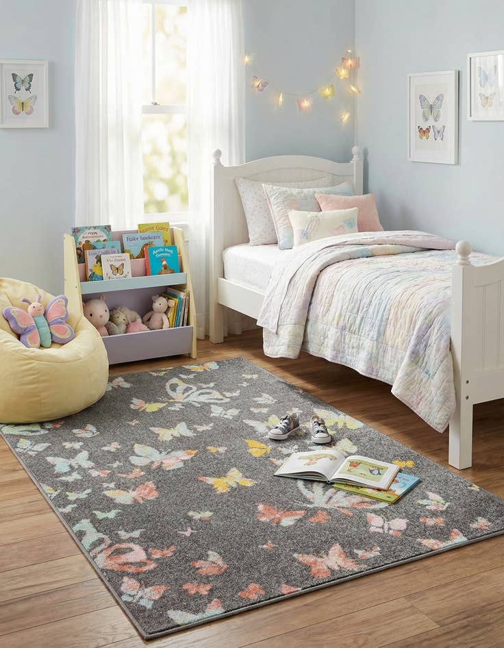 Detail image of 4' x 6' Whimsy Kids Rug