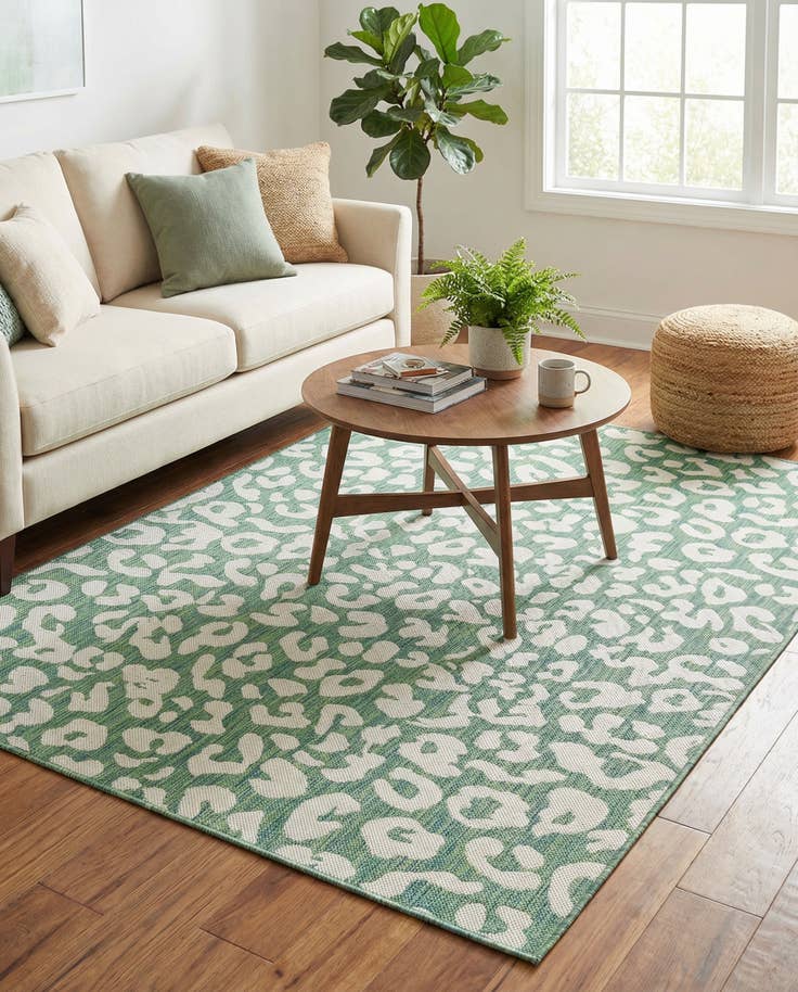 Detail image of 5' 3 x 7' Easy-Clean Safari Indoor / Outdoor Rug