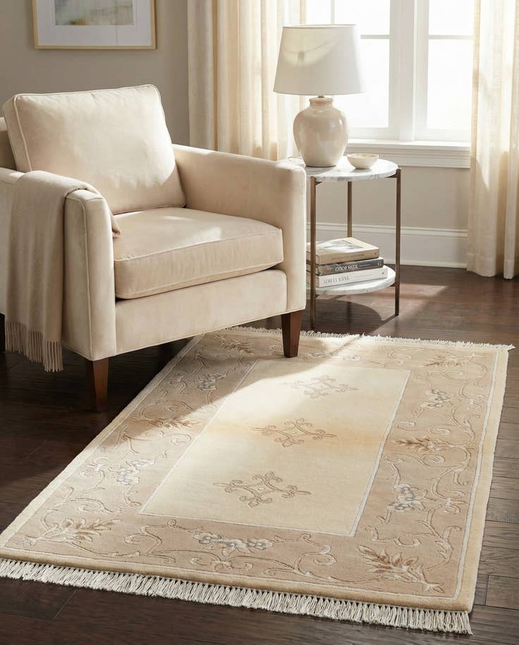 Detail image of 2' 11 x 4' 7 Hand Knotted Darya Wool Rug