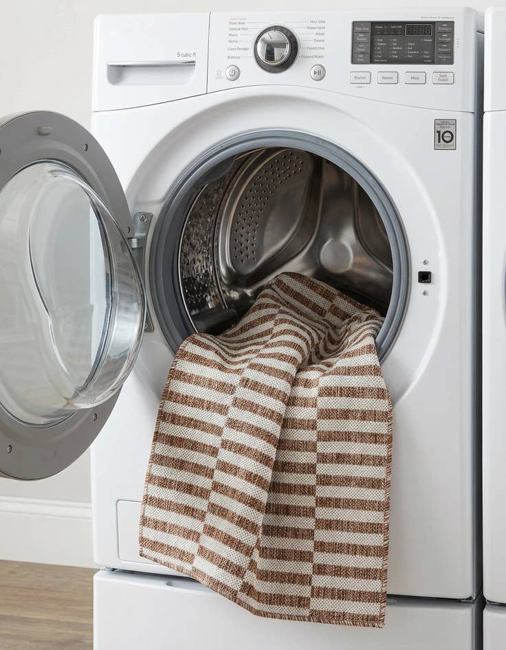 Detail image of 2' x 6'  Washable Striped Indoor / Outdoor Runner Rug