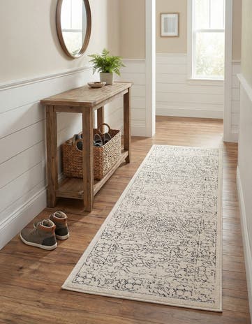 2' x 6' Isabella Runner Rug