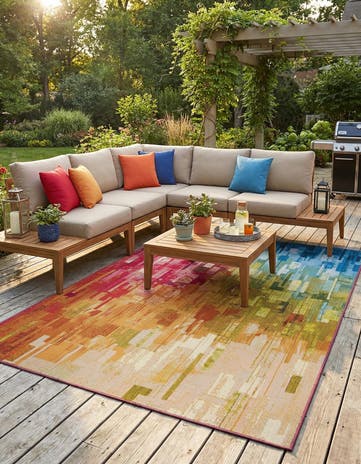 5' x 8' Easy-Clean Modern Indoor / Outdoor Rug