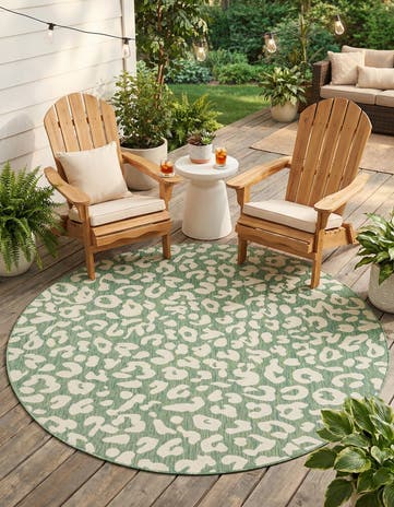 7' 10 x 7' 10 Easy-Clean Safari Indoor / Outdoor Round Rug