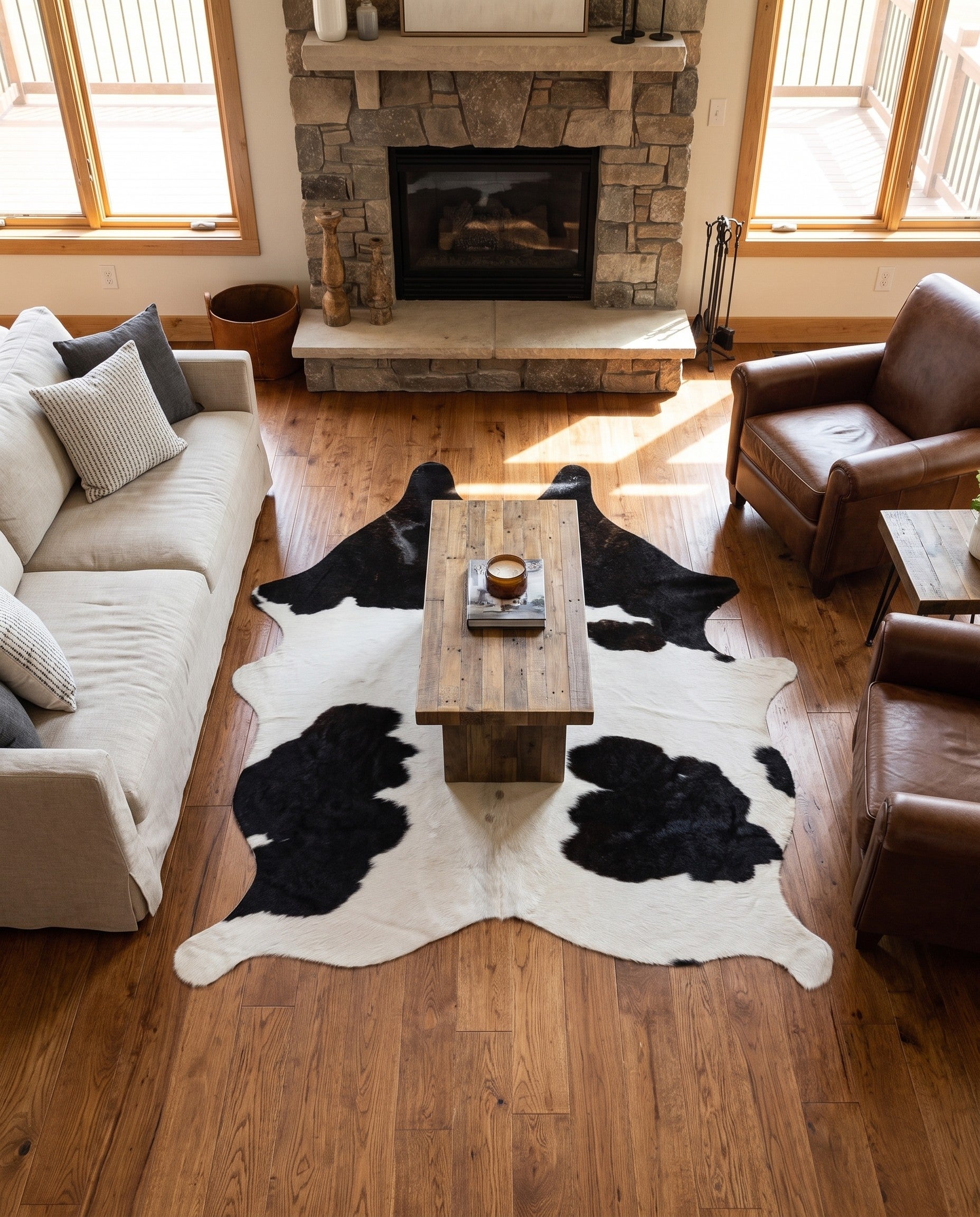 4' 4 x 4' 11 Cowhide Leather Rug