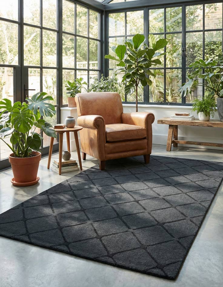 Detail image of 5' 1 x 8' Luna Wool Rug