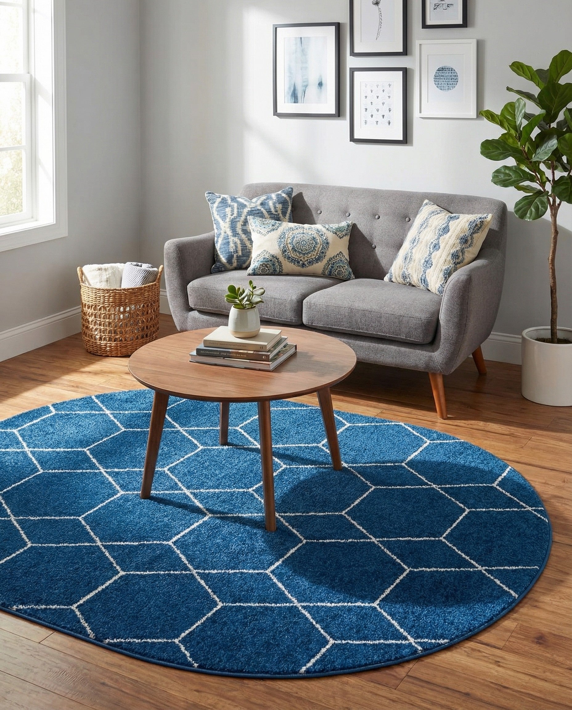  3' x 5' 3 Lattice Frieze Oval Rug