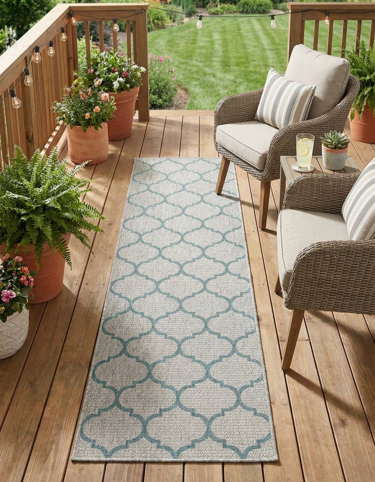 Detail image of 2' 7 x 10'  Washable Trellis Indoor / Outdoor Runner Rug
