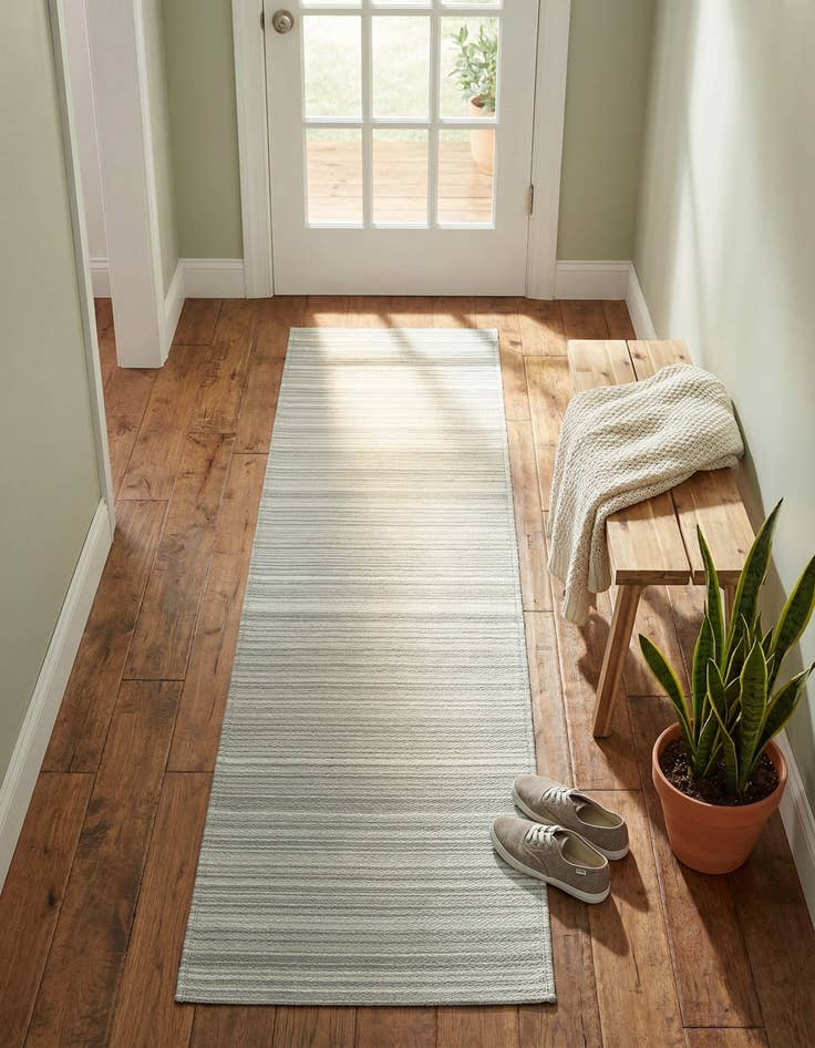 Detail image of 2' x 6'  Washable Vista Breeze Indoor / Outdoor Runner Rug