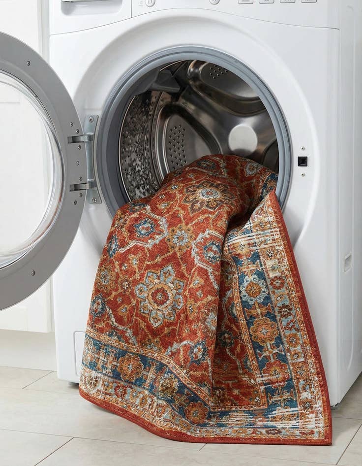 Detail image of 6' x 9'  Washable Traditional Indoor / Outdoor Rug