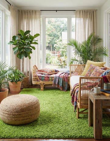Grass Green Solid Shag Square Rug