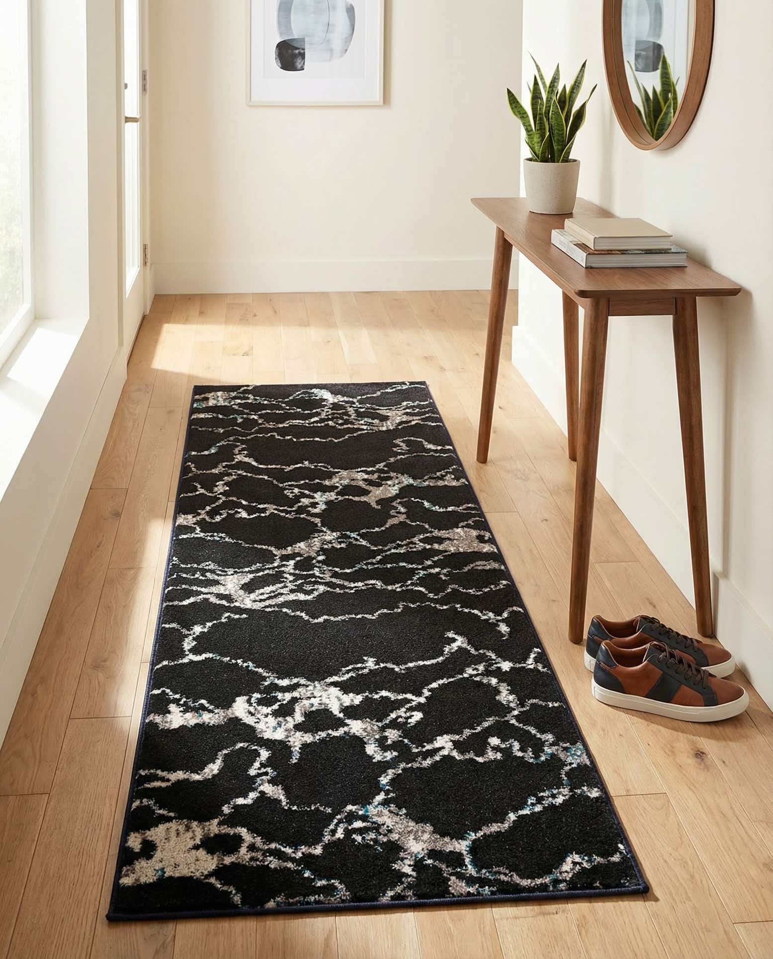 2' x 6' Carrington Runner Rug