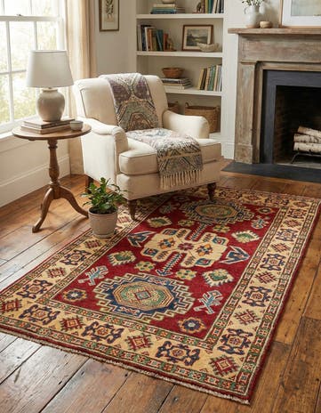 2' 8 x 4' 6 Hand Knotted Kazak Rug