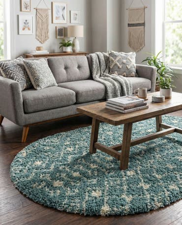  5' 3 x 8' Moroccan Trellis Shag Oval Rug