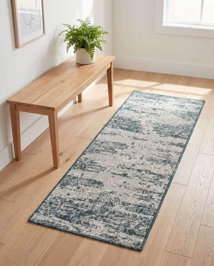 2' x 5' Easy-Clean Modern Indoor / Outdoor Runner Rug
