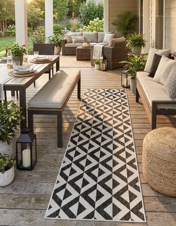 2' 7 x 10' Easy-Clean Jill Zarin Napa Indoor / Outdoor Runner Rug
