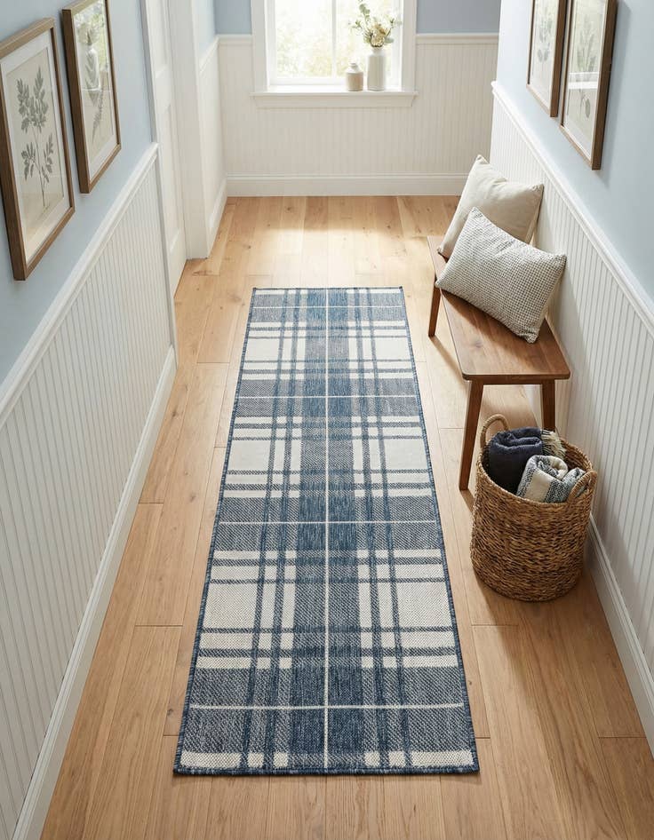 Detail image of 2' x 6' Easy-Clean Checkered Indoor / Outdoor Runner Rug