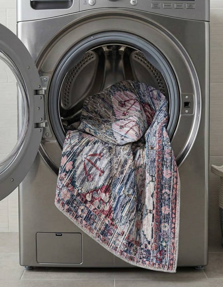 Detail image of  5' 3 x 5' 3  Washable Mangata Square Rug