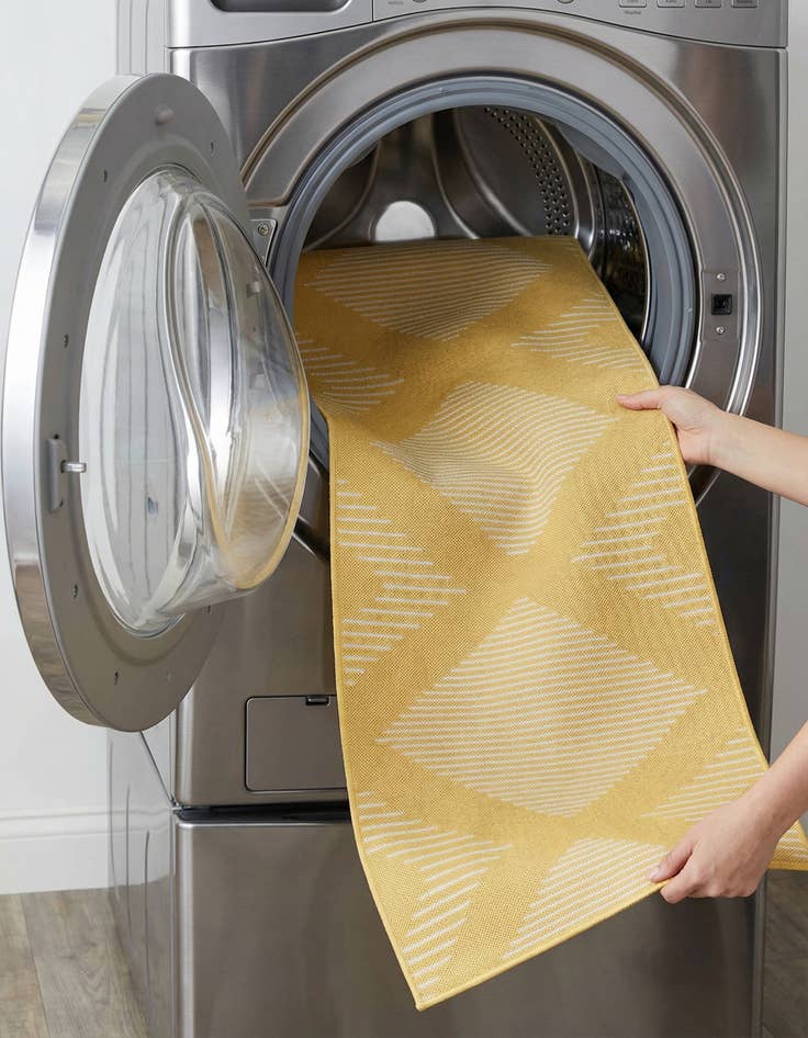 Detail image of  3' 3 x 14'  Washable Modern Indoor / Outdoor Runner Rug