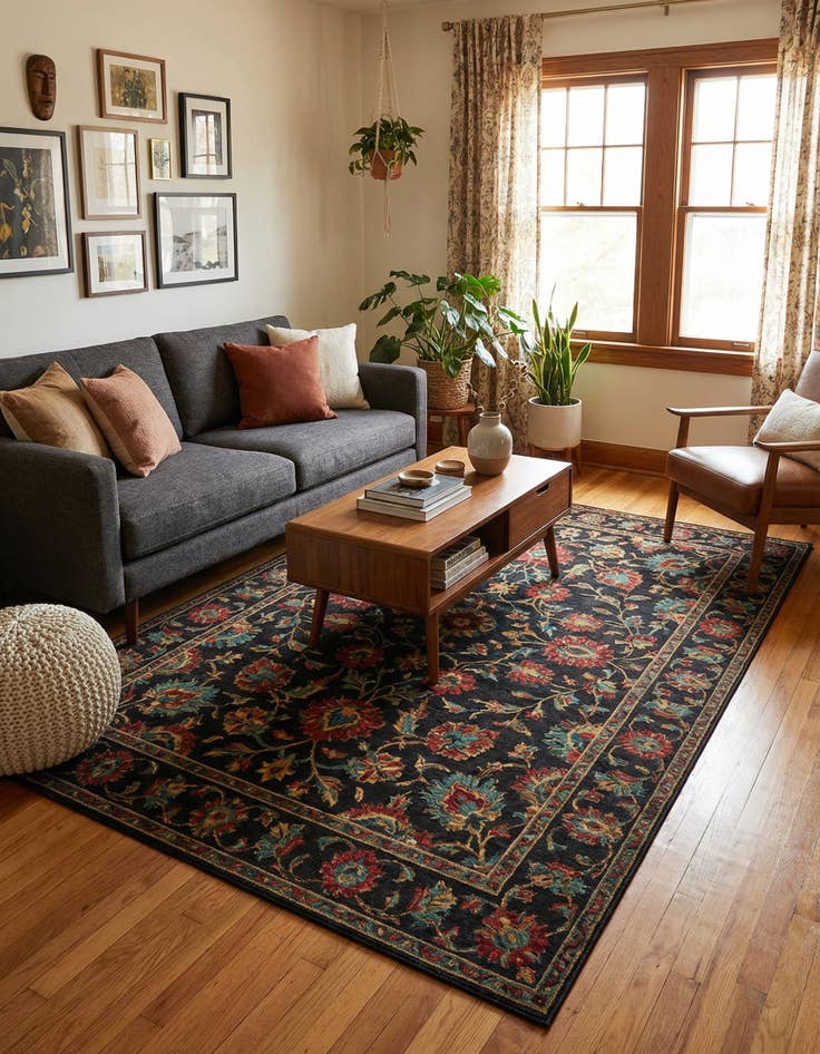 Detail image of 7' x 10' Carrington Rug