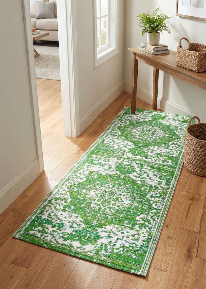 2' x 6' Easy-Clean Vista Breeze Indoor / Outdoor Runner Rug