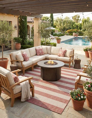 10' x 13' Easy-Clean Ribbon Indoor / Outdoor Rug