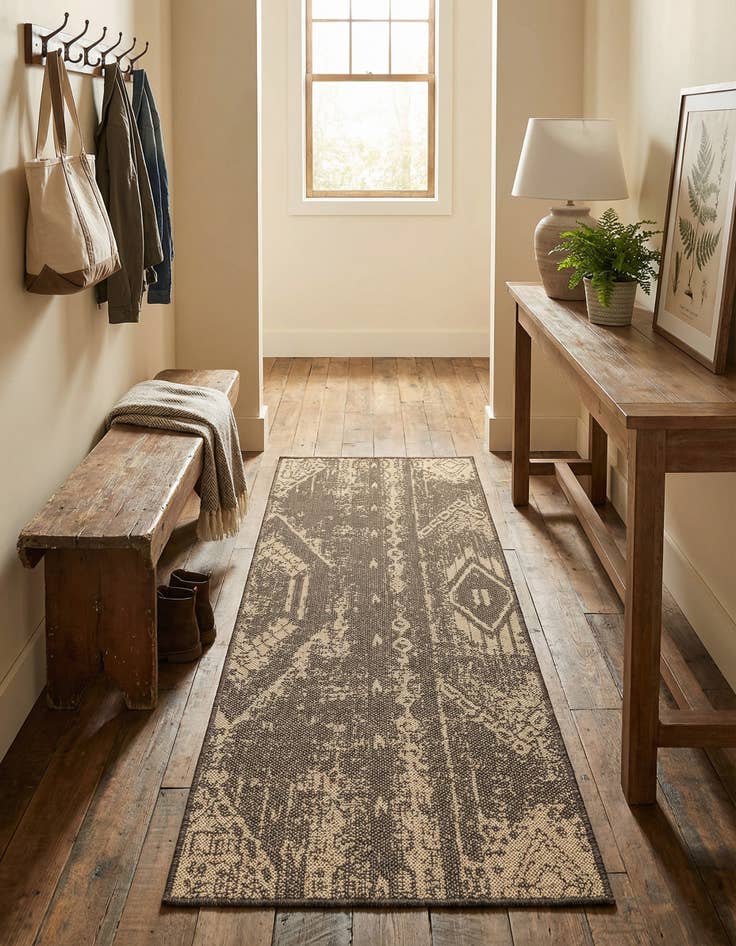 Detail image of  2' 9 x 6' Dunes Runner Rug