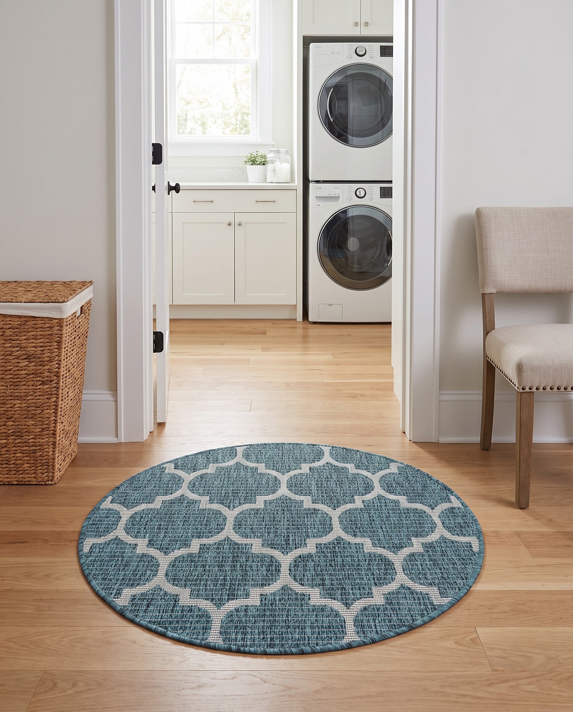 3' x 3' Easy-Clean Trellis Indoor / Outdoor Round Rug