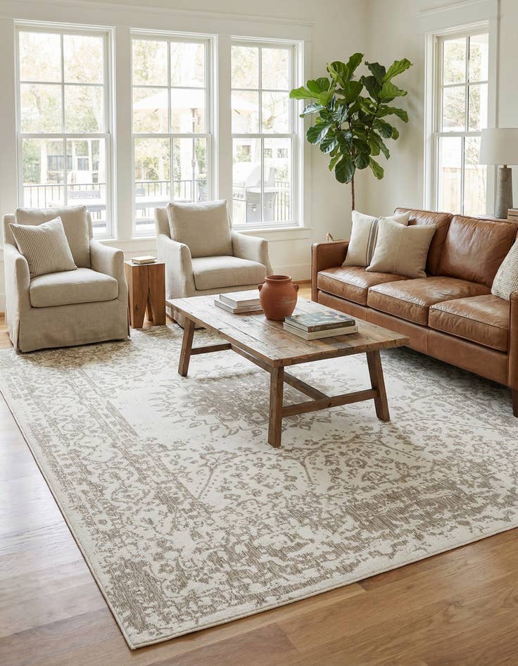 Detail image of 9' x 12'  Washable Traditional Indoor / Outdoor Rug