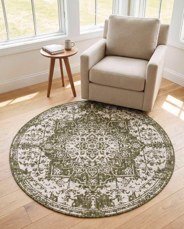 4' x 4' Easy-Clean Jill Zarin Dubai Indoor / Outdoor Round Rug