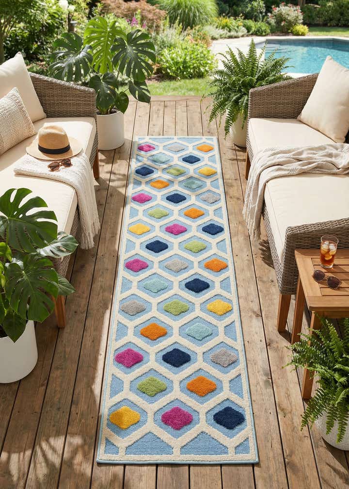 2' x 10' Easy-Clean Aruba Indoor / Outdoor Runner Rug