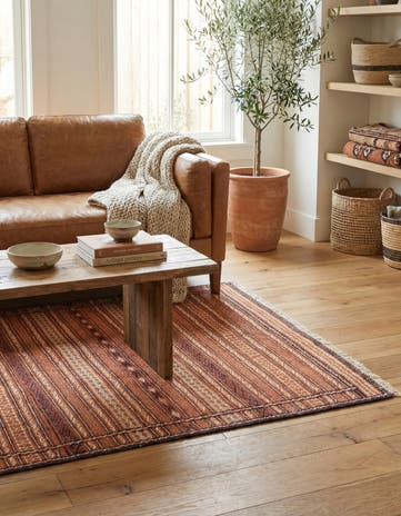 4' 10 x 6' 6 Hand Knotted Ghoochan Persian Wool Rug