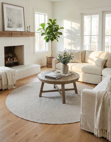 7' 10 x 7' 10 Hand Woven Geo Trellis Flatweave Round Rug