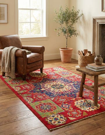 4' 1 x 6' 1 Hand Knotted Kazak Rug