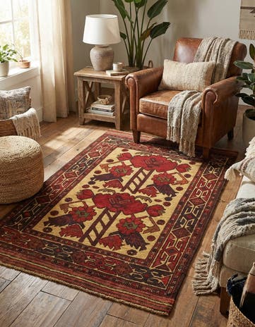 2' 10 x 4' 9 Hand Knotted Sumak Wool Rug