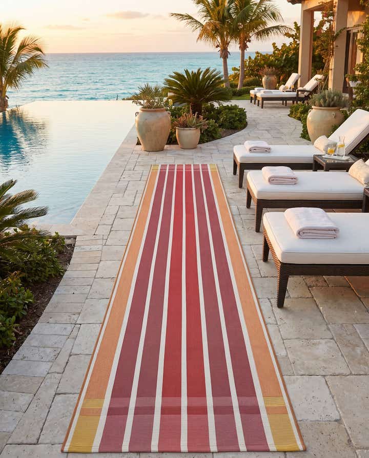 2' 7 x 10' Easy-Clean Striped Indoor / Outdoor Runner Rug