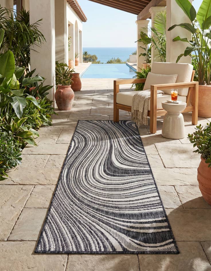Detail image of 2' x 6' Easy-Clean Modern Indoor / Outdoor Runner Rug