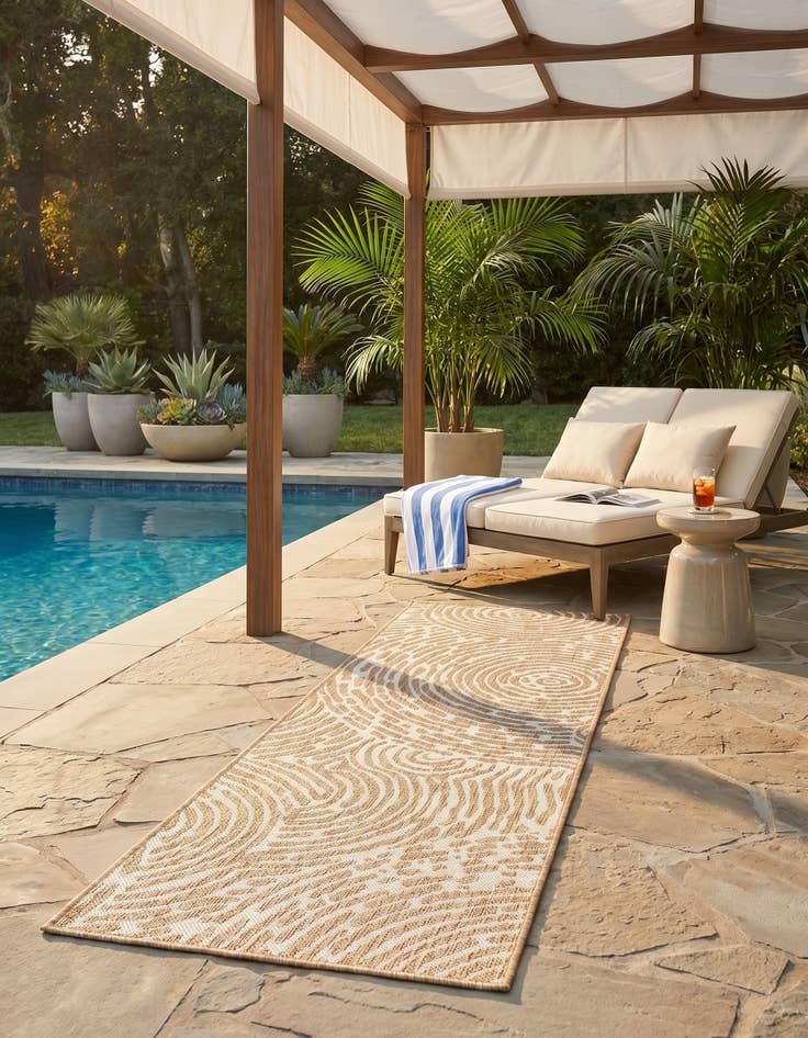 Detail image of 2' x 6' Easy-Clean Modern Indoor / Outdoor Runner Rug