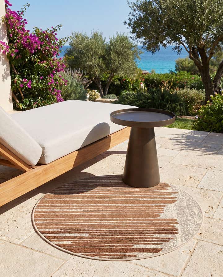 3' x 3' Easy-Clean Modern Indoor / Outdoor Round Rug