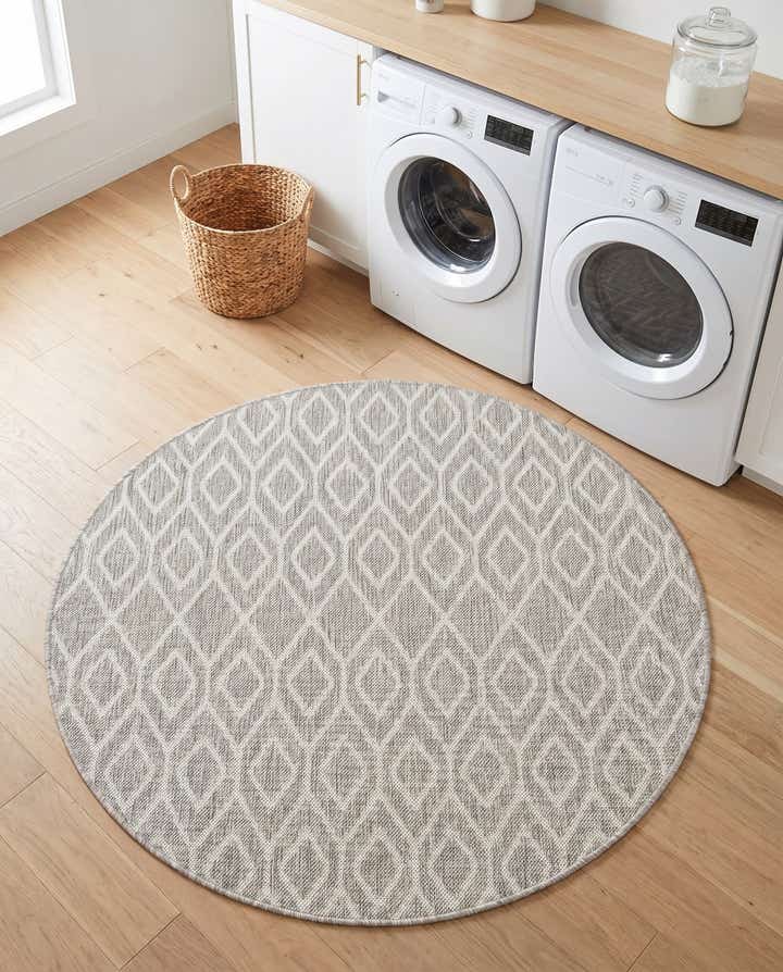 4' x 4' Easy-Clean Jill Zarin Turks and Caicos Indoor / Outdoor Round Rug