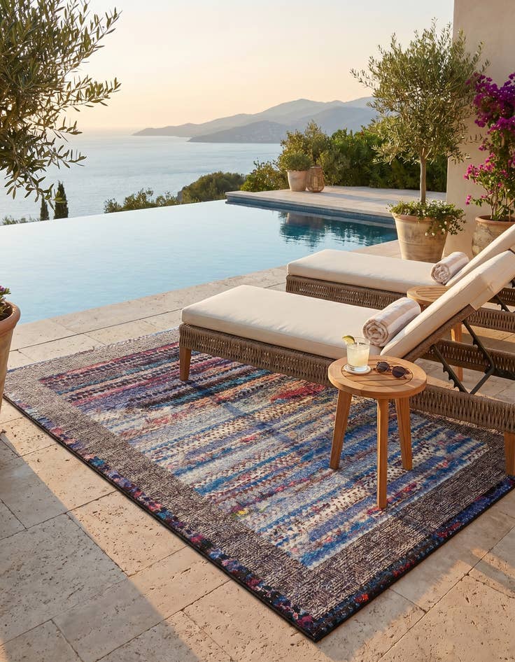 Detail image of 5' x 7' Easy-Clean Modern Indoor / Outdoor Rug