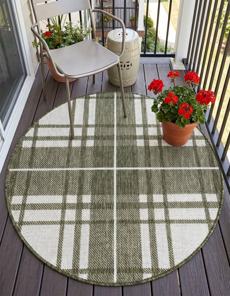 Detail image of 3' x 3' Easy-Clean Checkered Indoor / Outdoor Round Rug