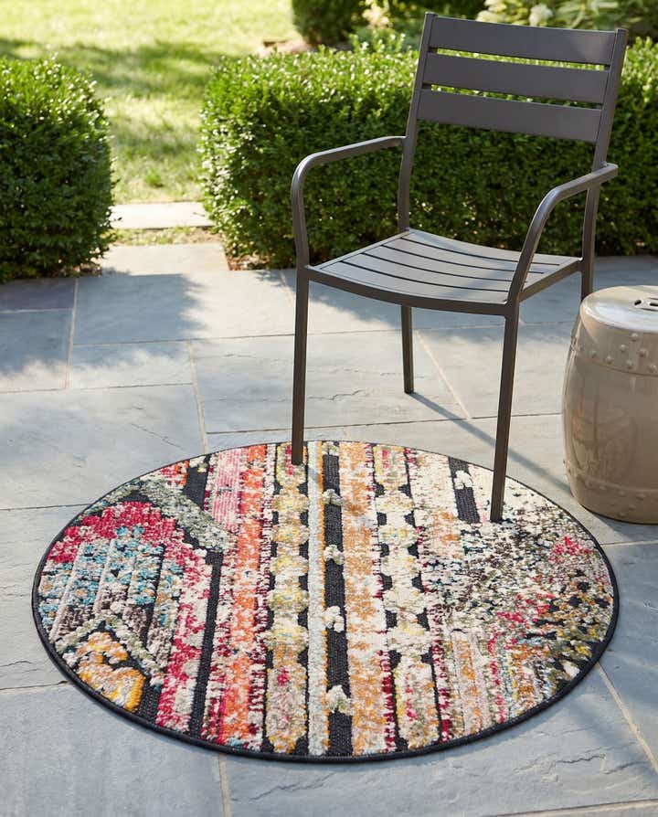 3' x 3' Easy-Clean Casablanca Indoor / Outdoor Round Rug