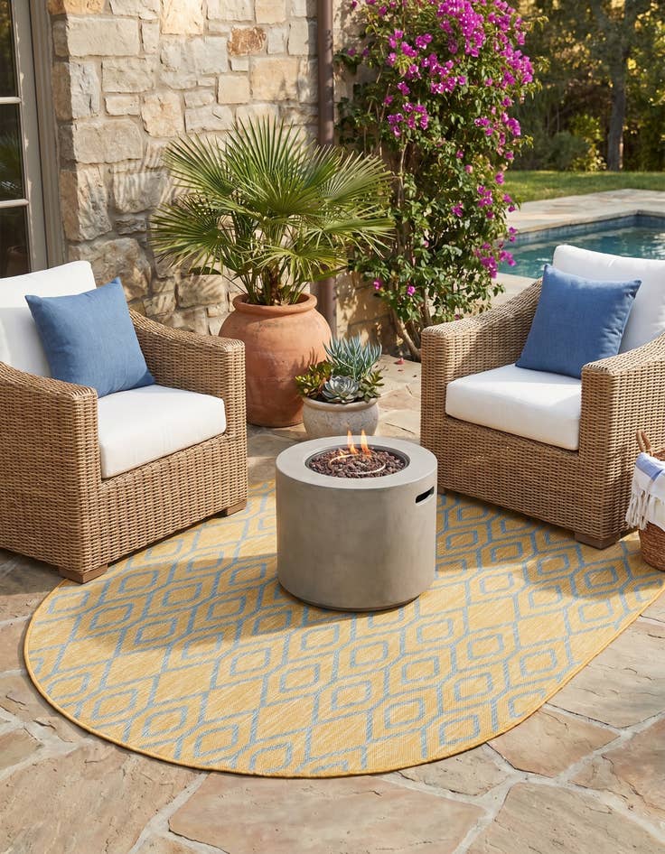 Detail image of 5' 3 x 8' Easy-Clean Jill Zarin Turks and Caicos Indoor / Outdoor Oval Rug