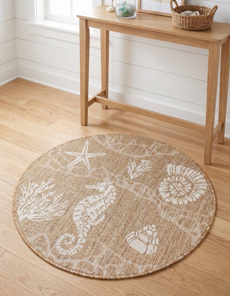 Detail image of 3' x 3' Easy-Clean Coastal Indoor / Outdoor Round Rug