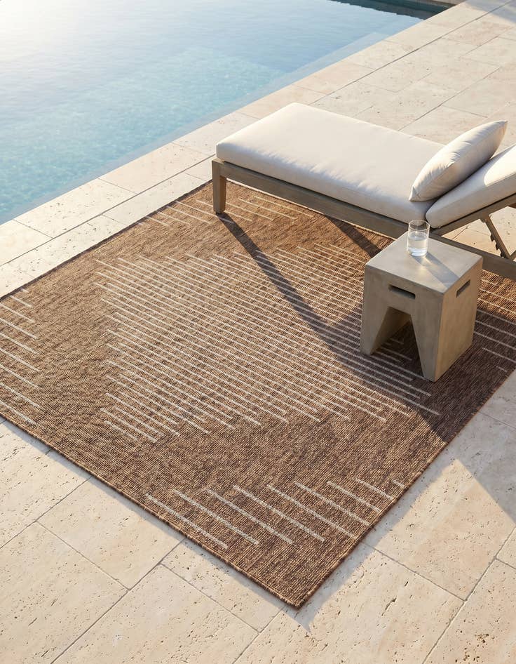 Detail image of 5' 3 x 5' 3 Easy-Clean Modern Indoor / Outdoor Square Rug