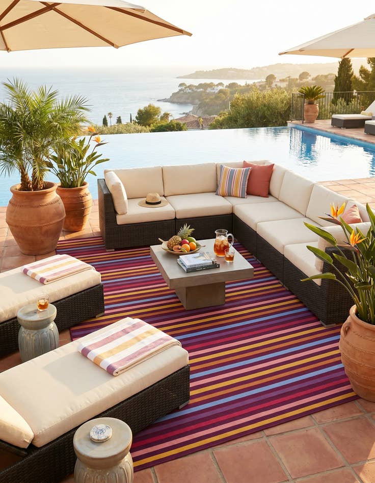 Detail image of 7' 10 x 10' Easy-Clean Striped Indoor / Outdoor Rug