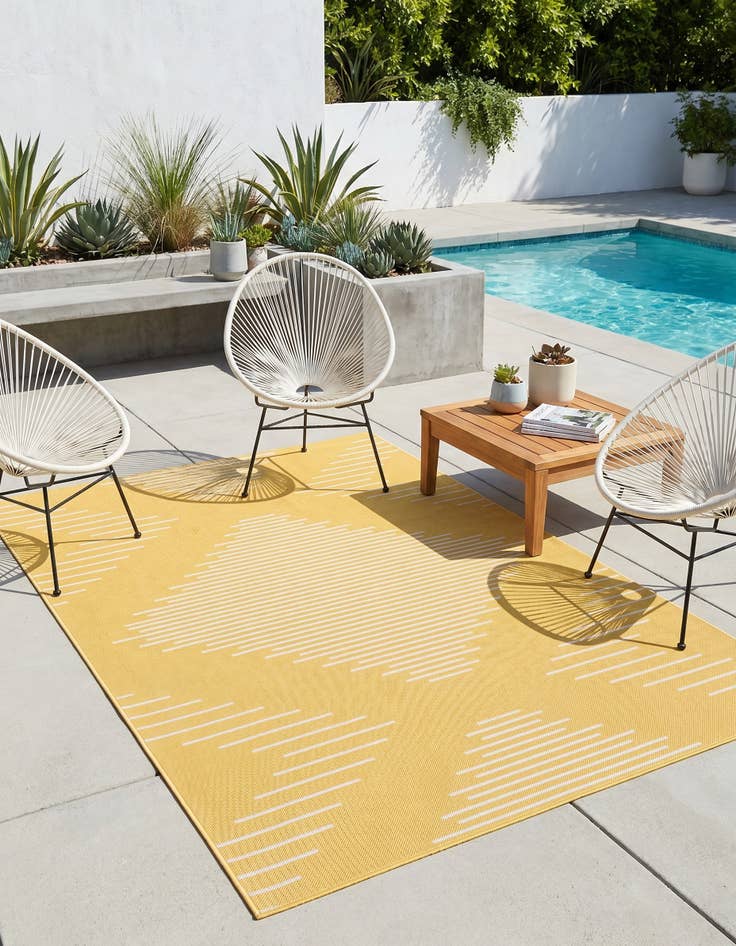Detail image of 5' 3 x 8' Easy-Clean Modern Indoor / Outdoor Rug