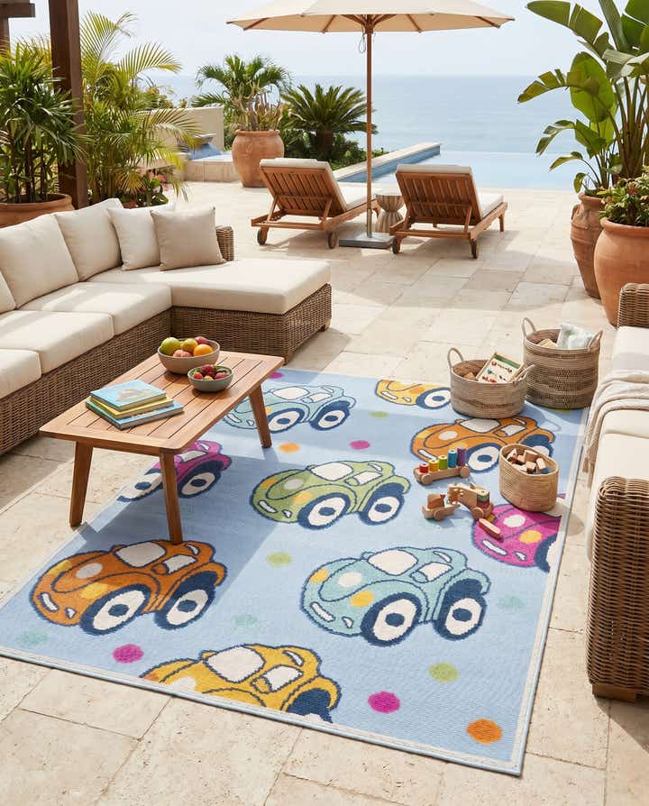 5' 3 x 7' 7 Easy-Clean Indoor / Outdoor Rug