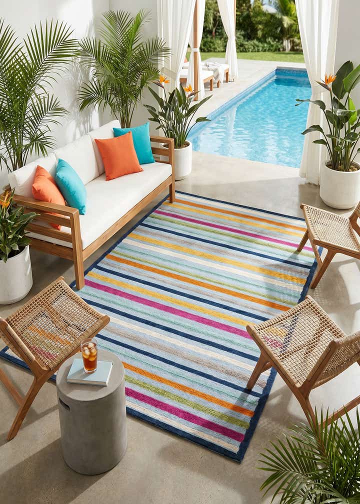 5' 3 x 8' Easy-Clean Aruba Indoor / Outdoor Rug
